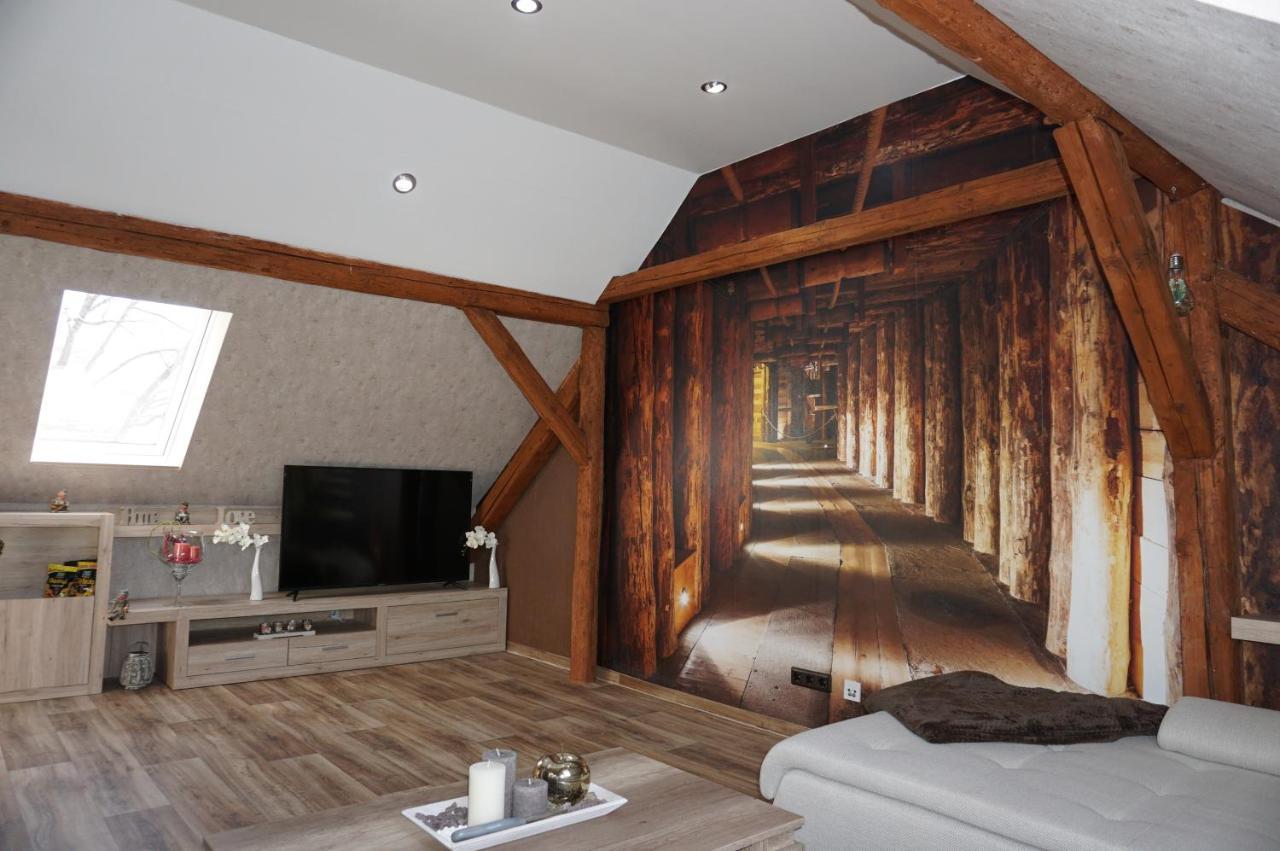 Aussergewoehnliche Dachgeschosswohnung Königslutter am Elm Esterno foto