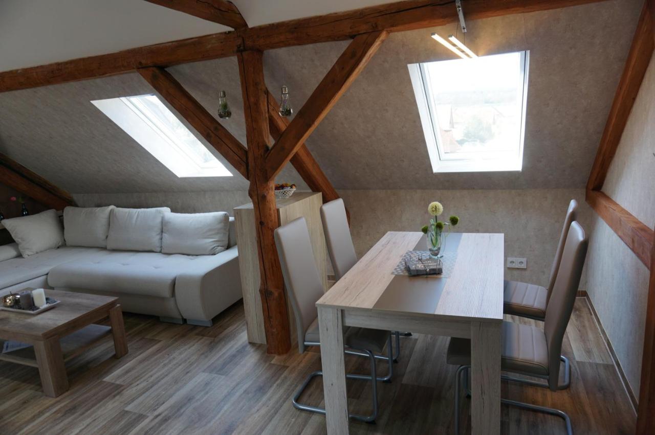 Aussergewoehnliche Dachgeschosswohnung Königslutter am Elm Esterno foto