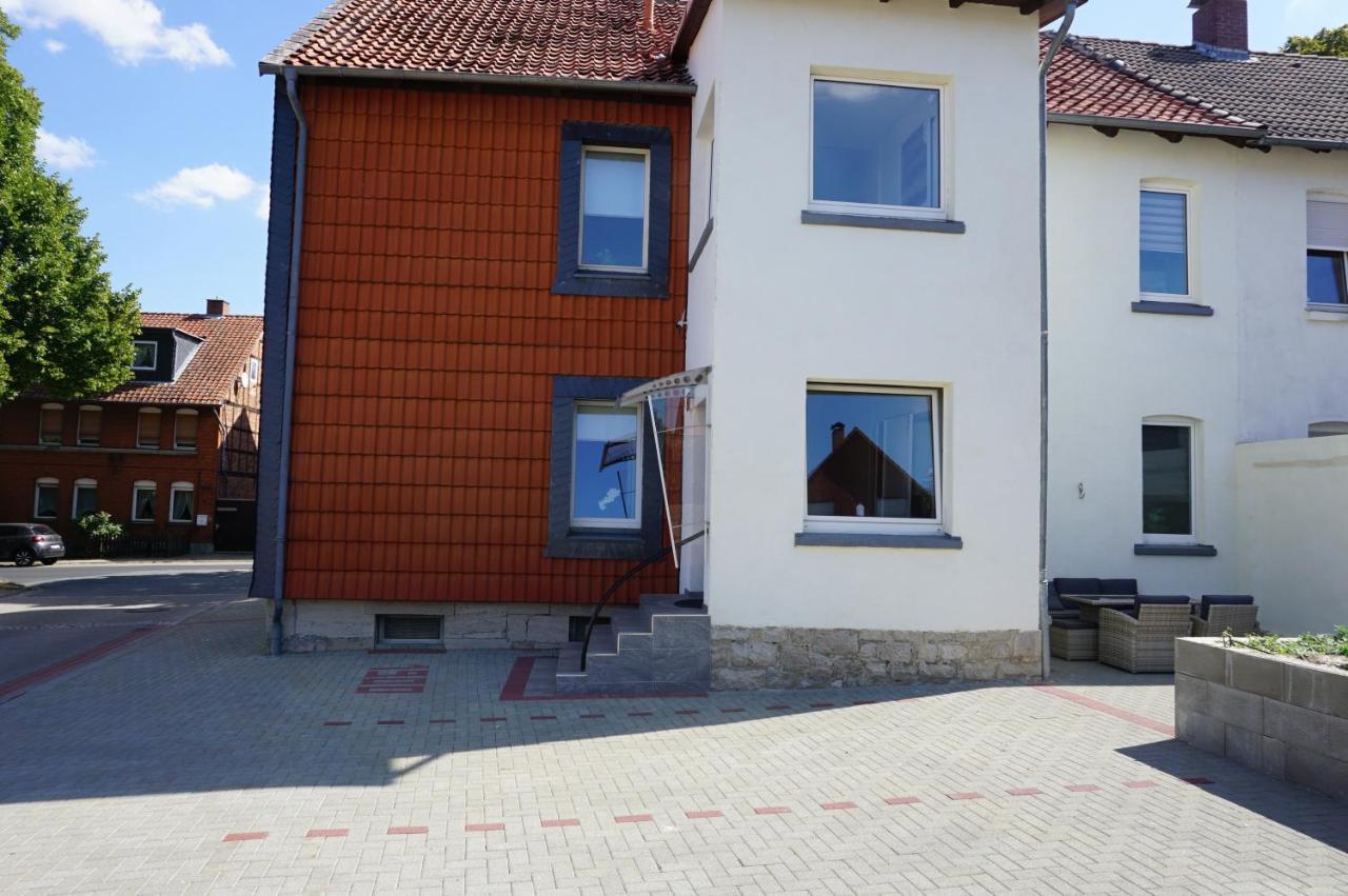 Aussergewoehnliche Dachgeschosswohnung Königslutter am Elm Esterno foto
